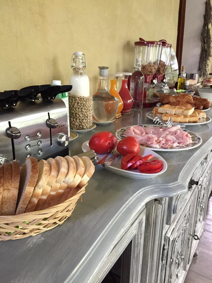 Agriturismo La Rocca Di Perti 피날레리구레 외부 사진