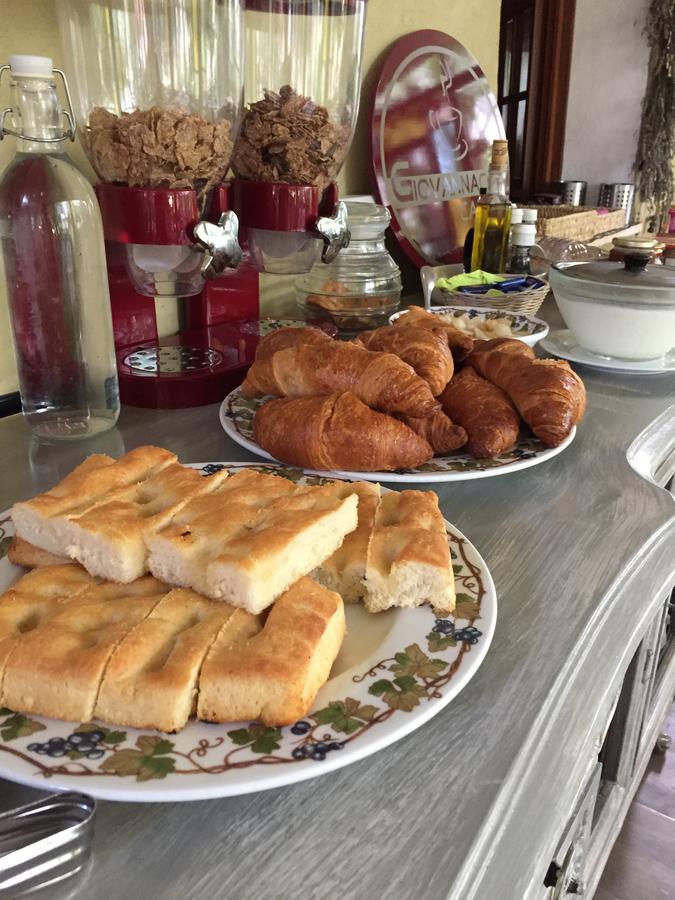 Agriturismo La Rocca Di Perti 피날레리구레 외부 사진